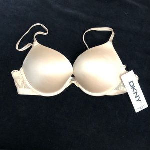 DKNY Intimates Signature Lace Maximize TShirt Bra